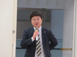 吉田弁護士②　IMG_0034